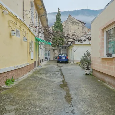 Simon Old Town City Center * Brasov
